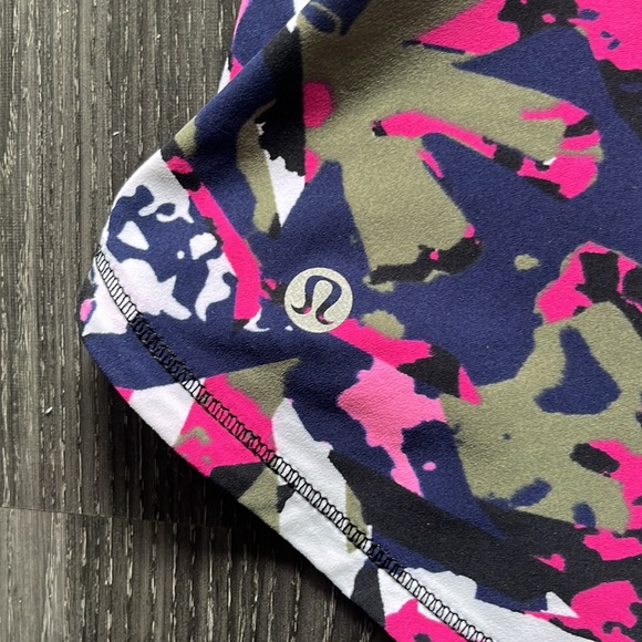 Lululemon Tank - Picture 2 of 4